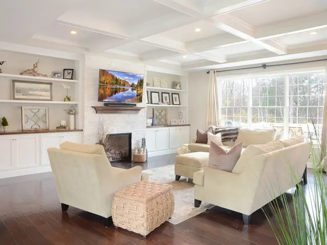 Living room, Halfmoon, NY